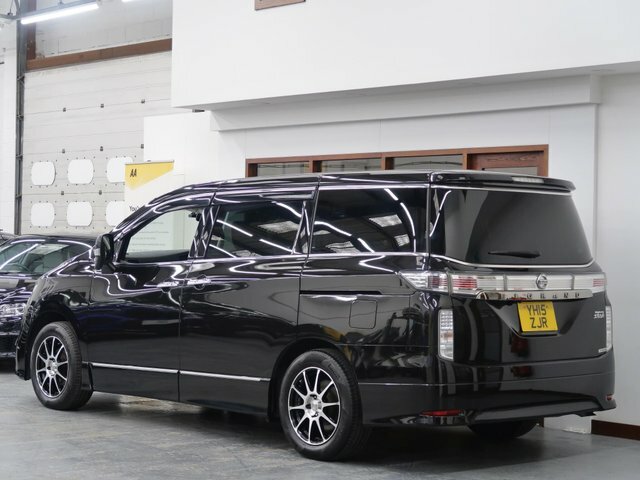 Nissan Elgrand Highway Star 2.5 Black #4
