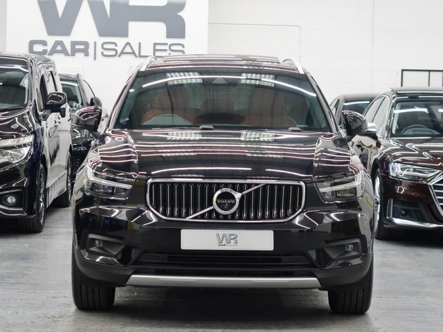 Volvo XC40 T5 Inscription Pro Suv YL20DDO Black #2