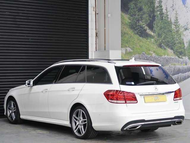 Mercedes-Benz E Class E350 V6 Amg Estate White #6