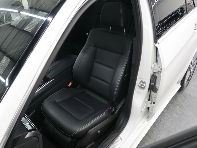 Mercedes-Benz E Class Cdi Se White #34