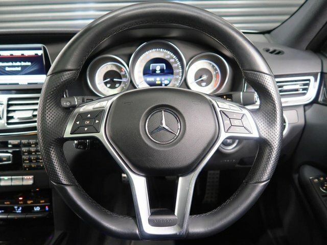 Mercedes-Benz E Class Cdi Se White #27