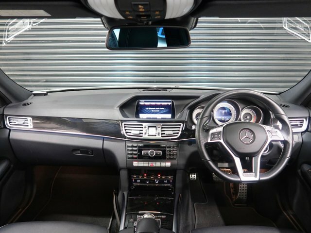 Mercedes-Benz E Class Cdi Se White #11