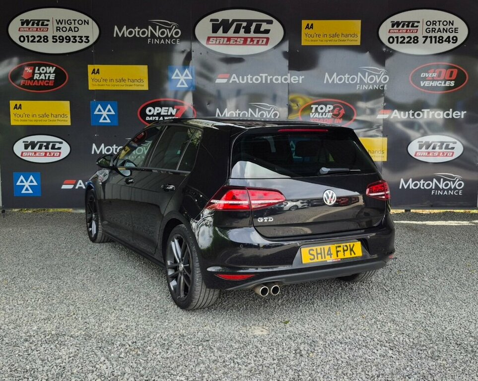 Volkswagen Golf 2L Gtd SH14FPK Black #3