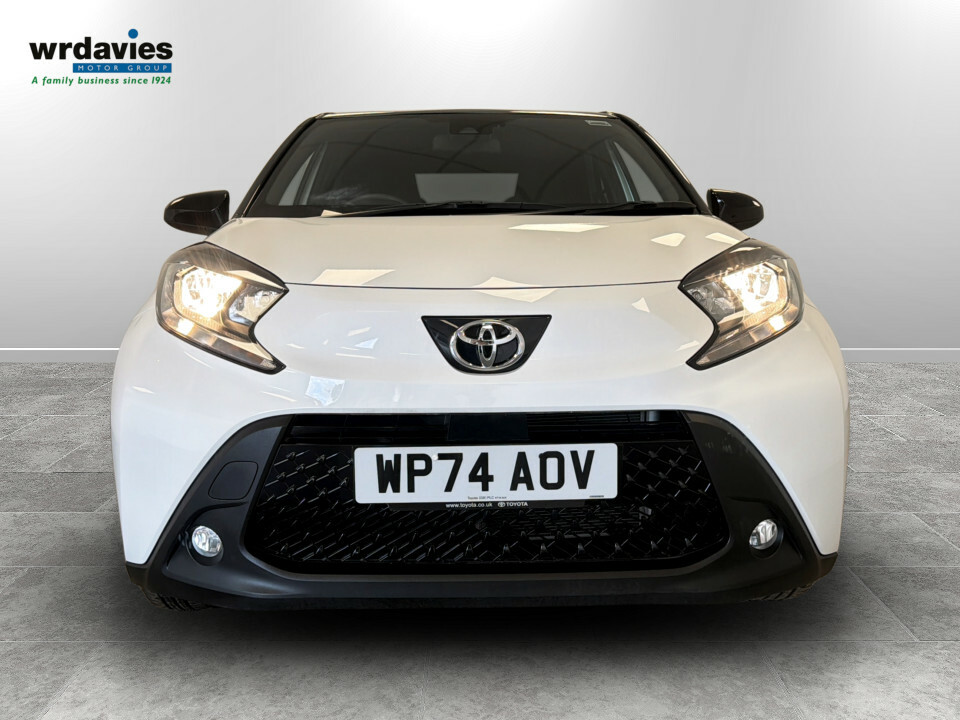 Toyota Aygo X 1.0 Vvt-i Edge White #2