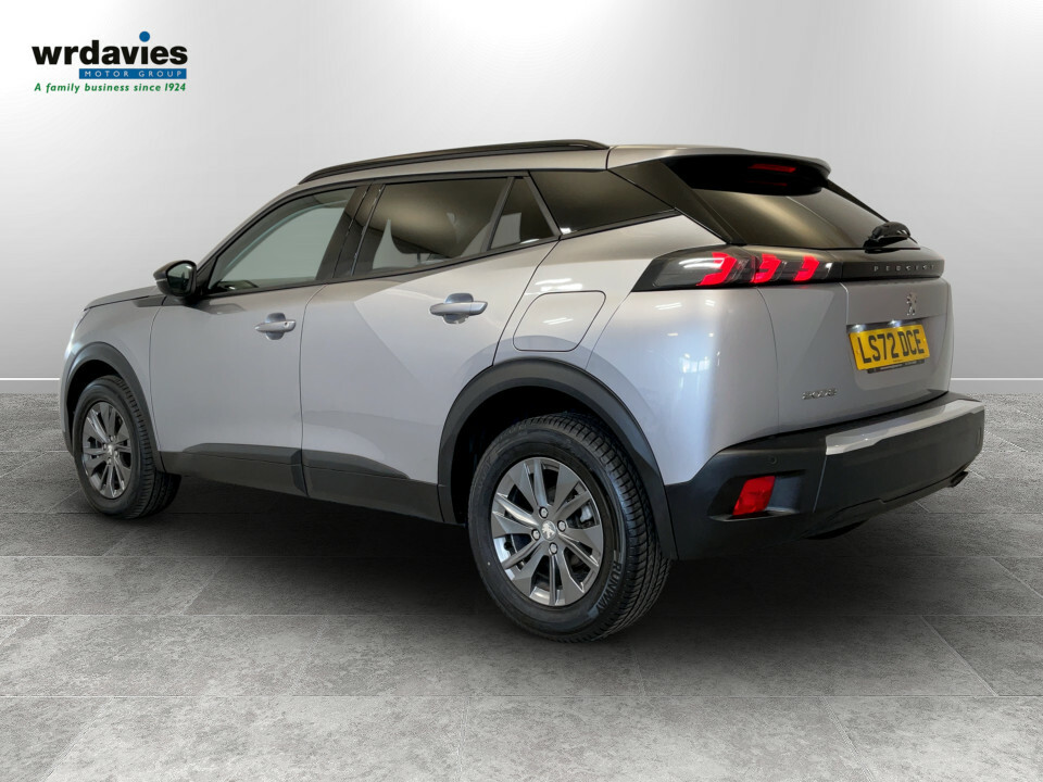 Peugeot 2008 1.2 Puretech Active Premium LS72DCE Grey #5