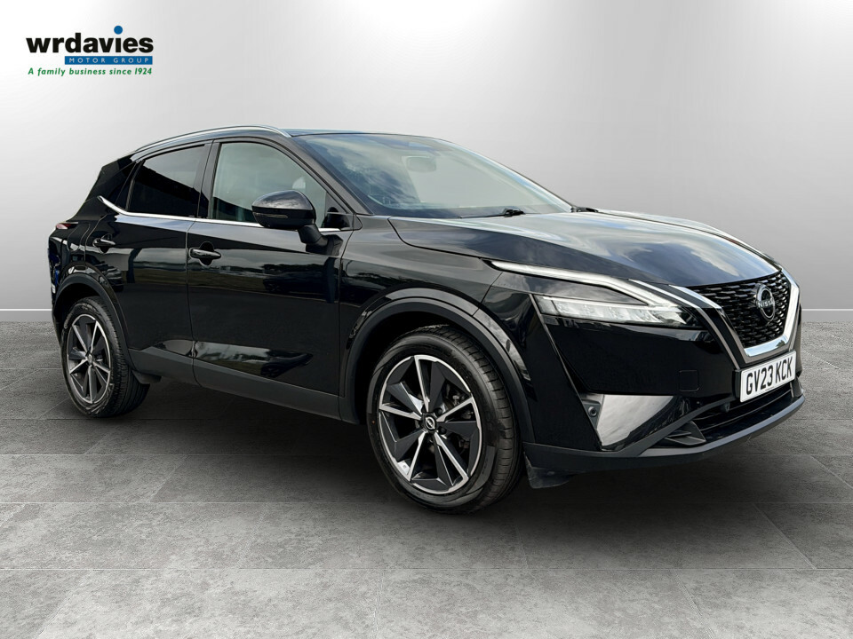 Nissan Qashqai 1.3 Dig-t Mh Tekna Black