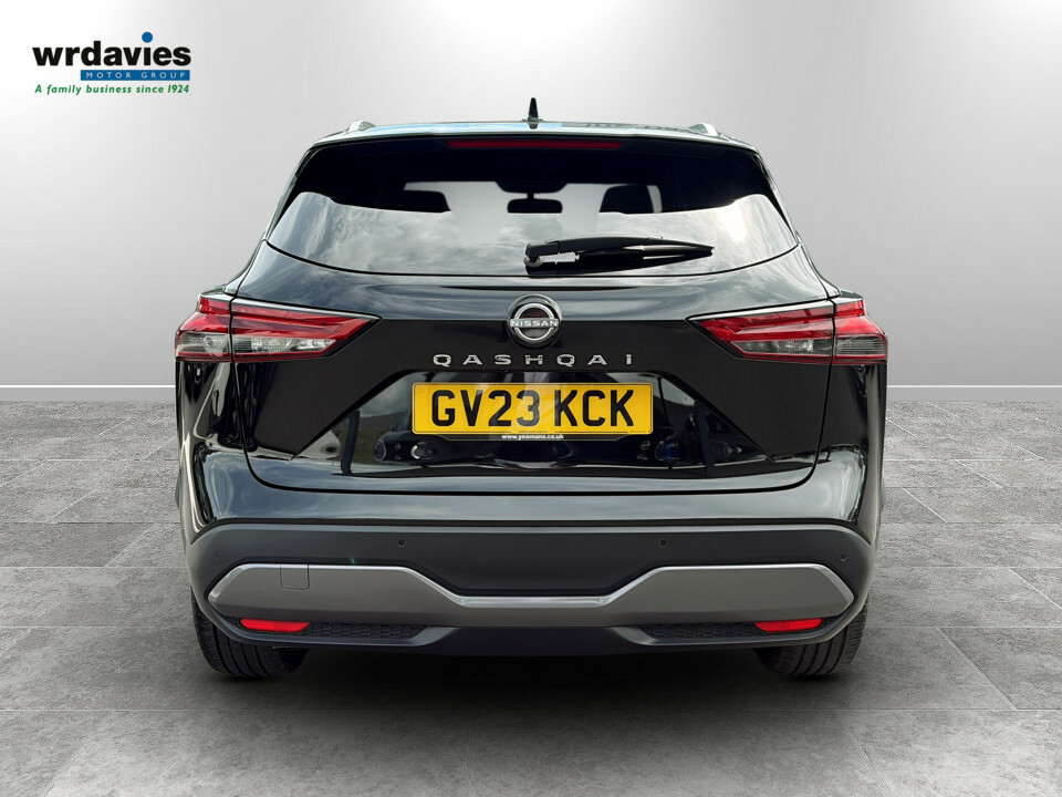 Nissan Qashqai 1.3 Dig-t Mh Tekna GV23KCK Black #6
