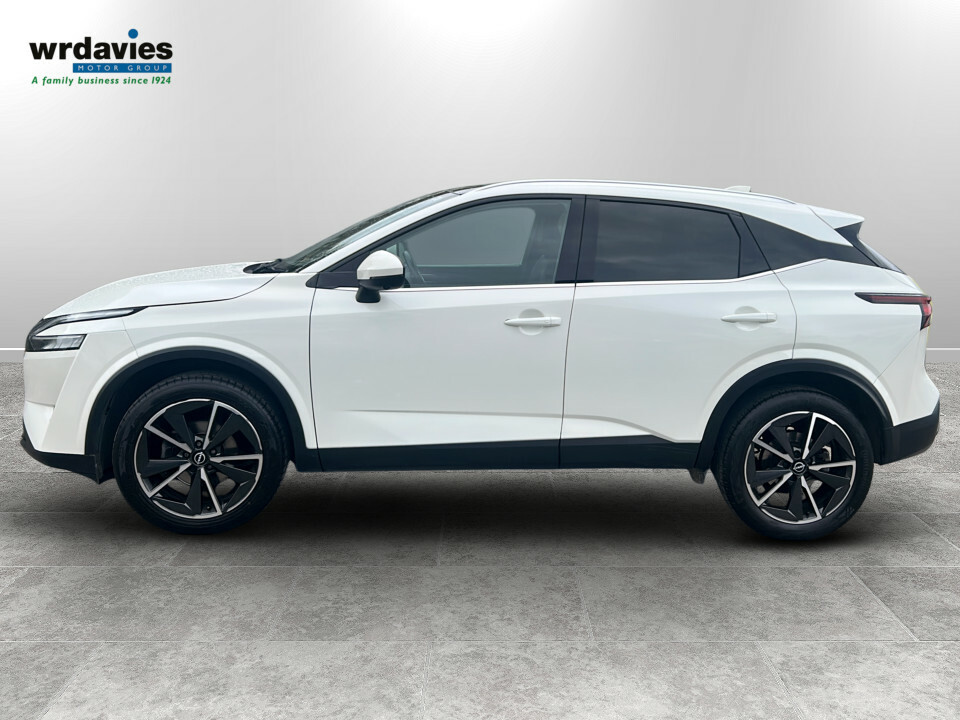 Nissan Qashqai 1.3 Dig-t Mh Tekna BJ73LNN White #4