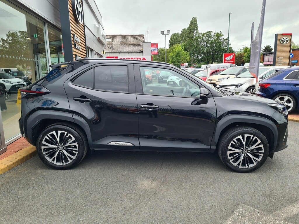 Toyota Yaris Cross 1.5 Hybrid Excel Cvt MA25SCZ Black #5