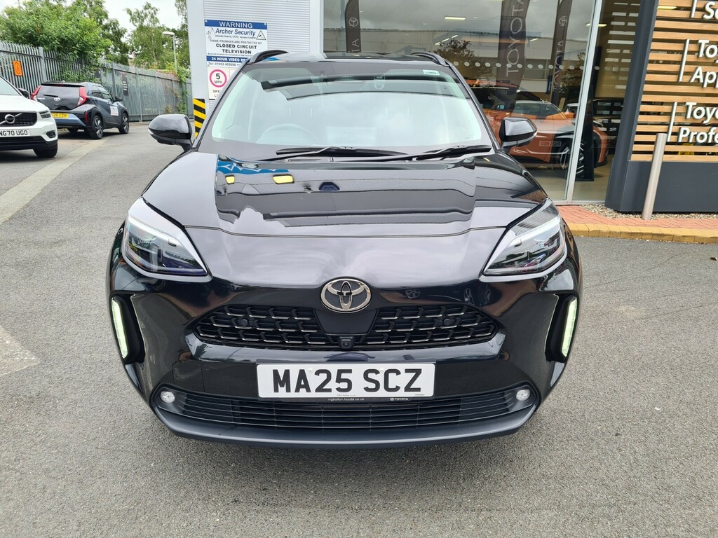 Toyota Yaris Cross 1.5 Hybrid Excel Cvt MA25SCZ Black #2