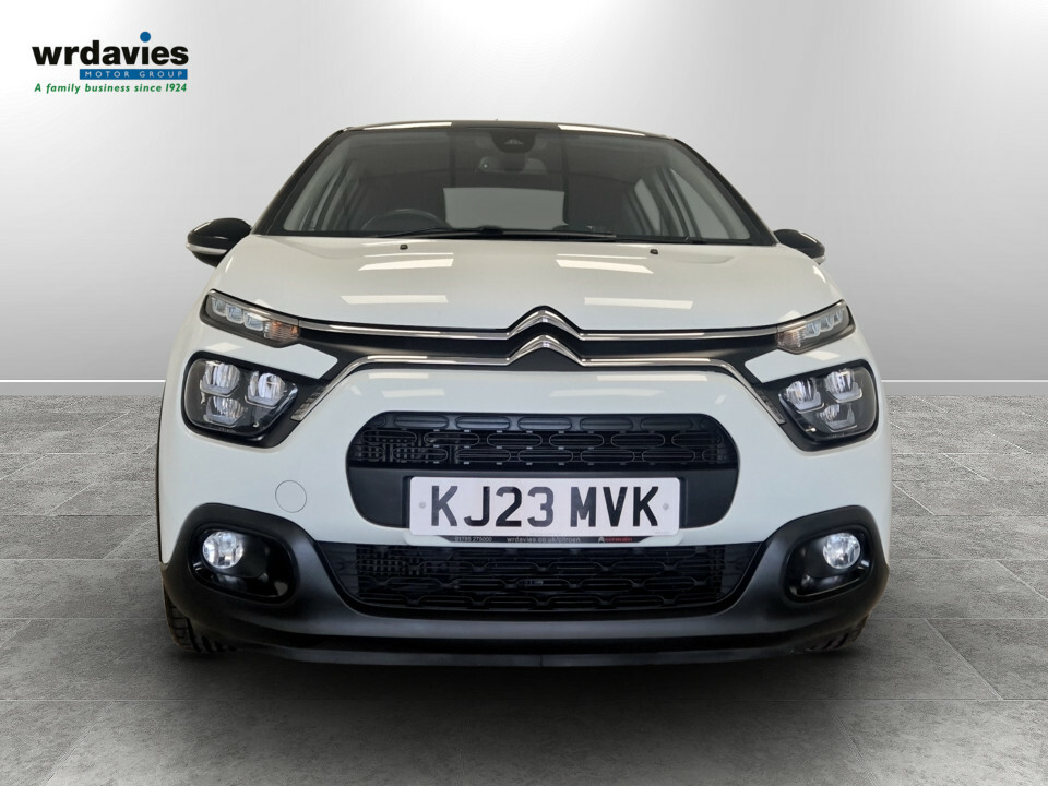 Citroen C3 1.2 Puretech 110 Shine Plus KJ23MVK White #2