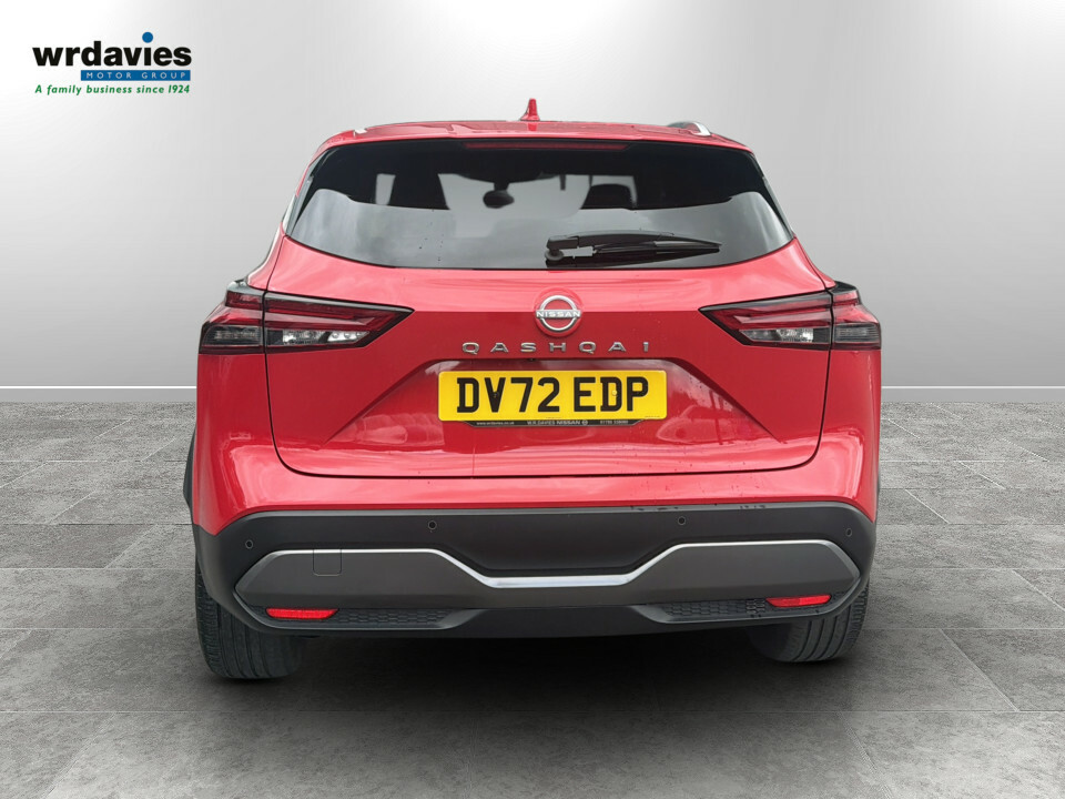 Nissan Qashqai 1.3 Dig-t Mh Tekna DV72EDP Red #6