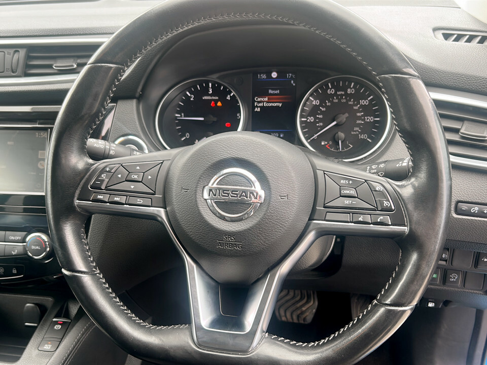 Nissan Qashqai Acenta Premium Dci Black #26