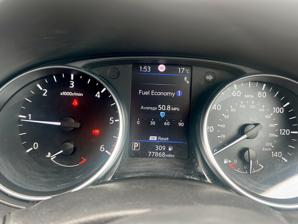Nissan Qashqai Acenta Premium Dci Black #27