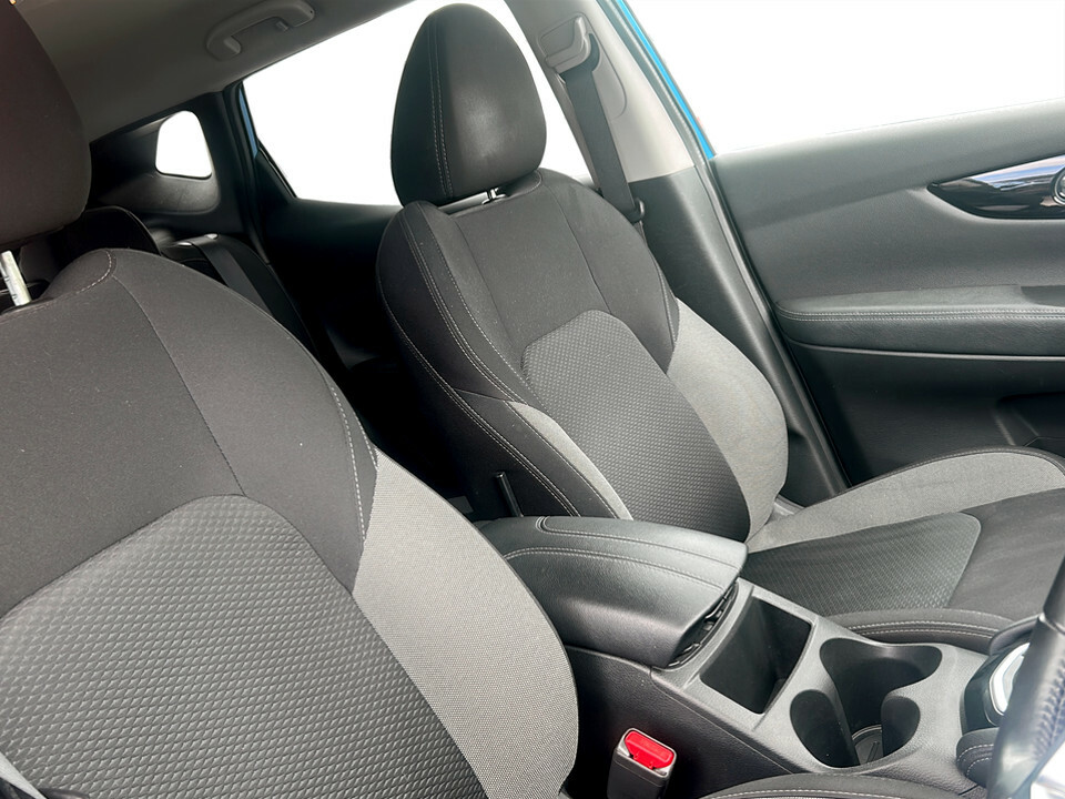 Nissan Qashqai Acenta Premium Dci Black #19