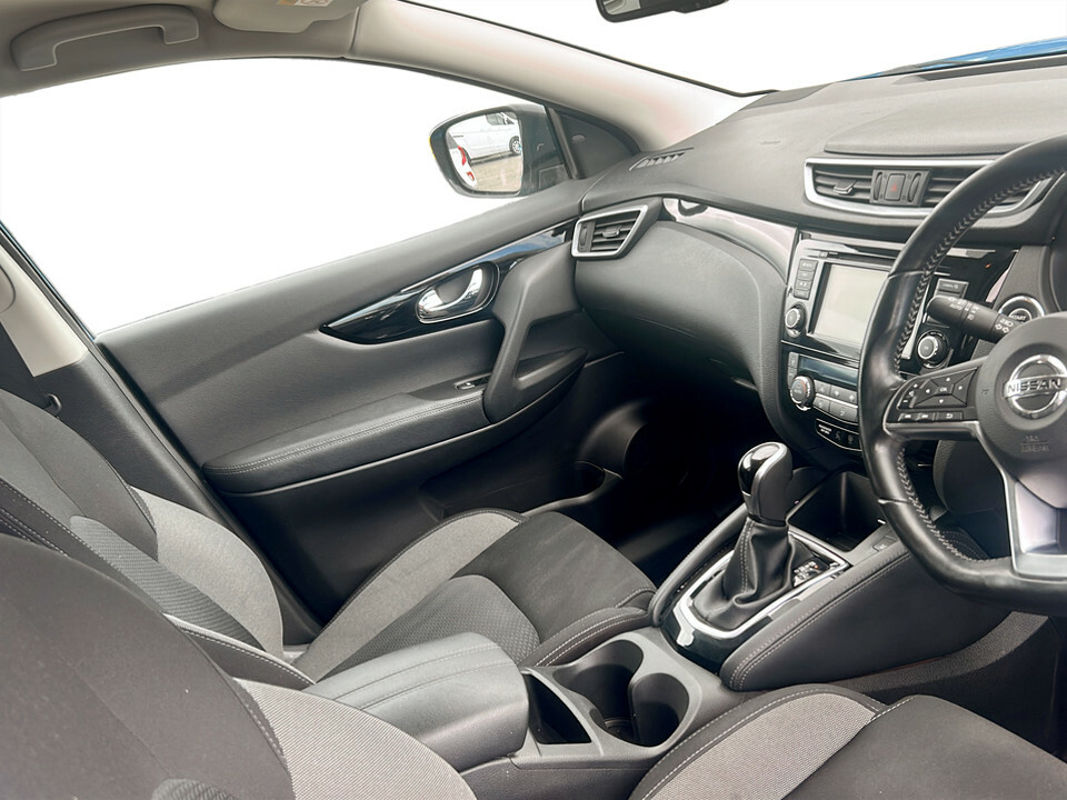 Nissan Qashqai Acenta Premium Dci Black #17