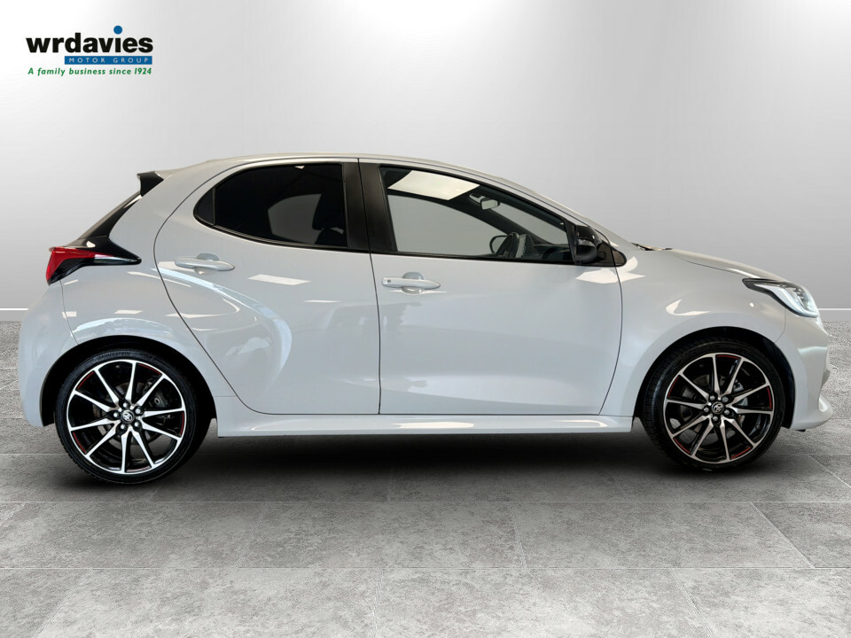 Toyota Yaris Excel Tech Pack Grey #9