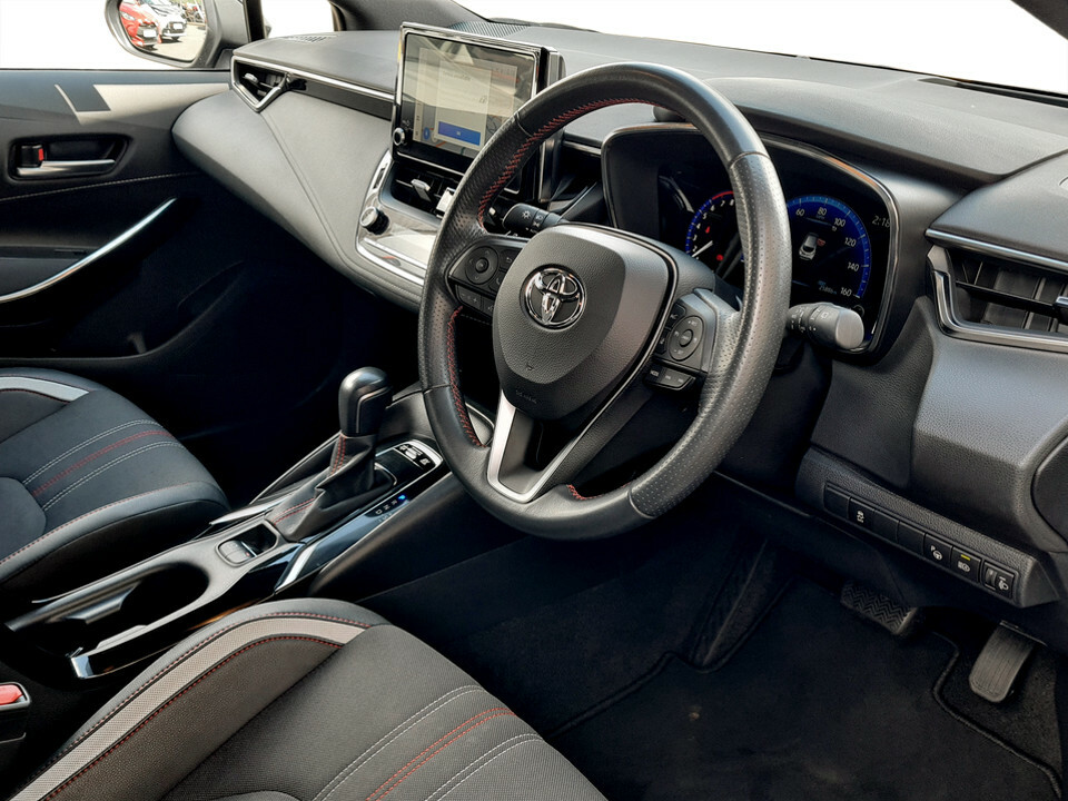 Toyota Corolla Excel #17