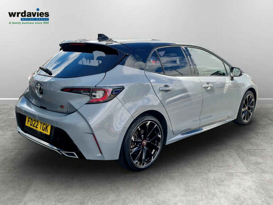 Toyota Corolla Excel #8