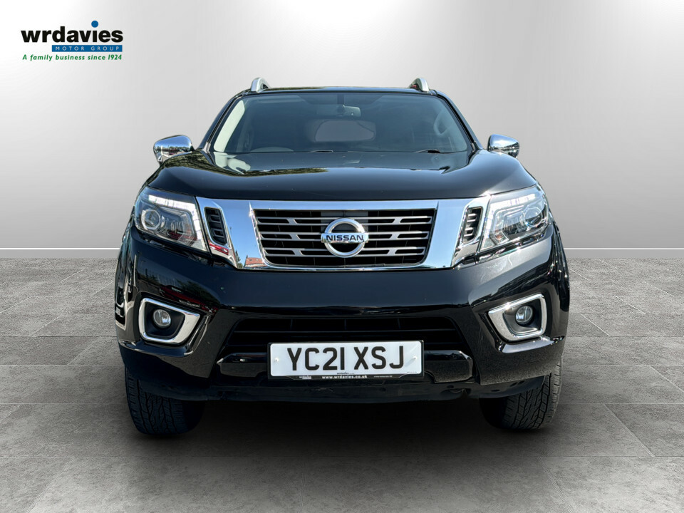Nissan Navara Double Cab Pick Up Tekna 2.3Dci 190 Tt 4Wd YC21XSJ Black #2