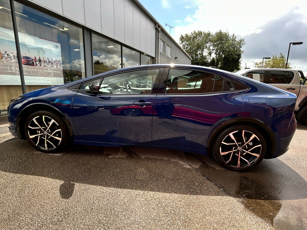 Toyota Prius 2.0 Phev Excel Cvt  #6