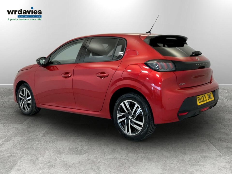 Peugeot 208 1.5 Bluehdi 100 Allure Premium DU23JWC Red #5