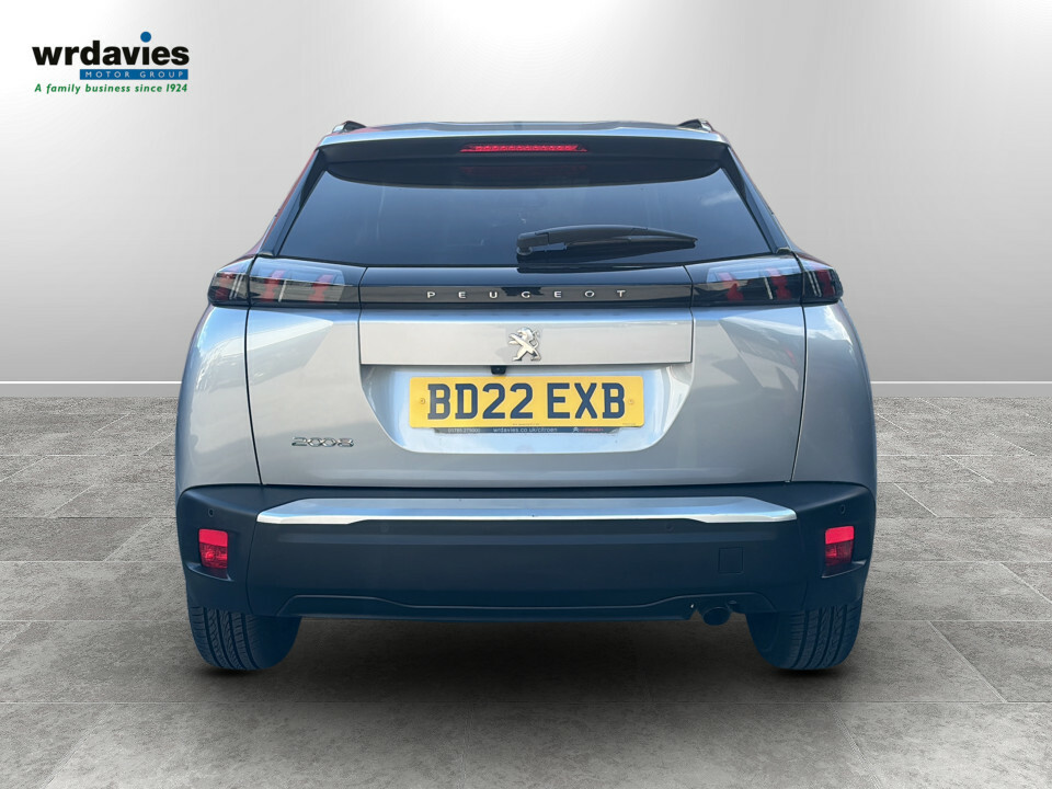 Peugeot 2008 1.2 Puretech Allure Premium BD22EXB Silver #6