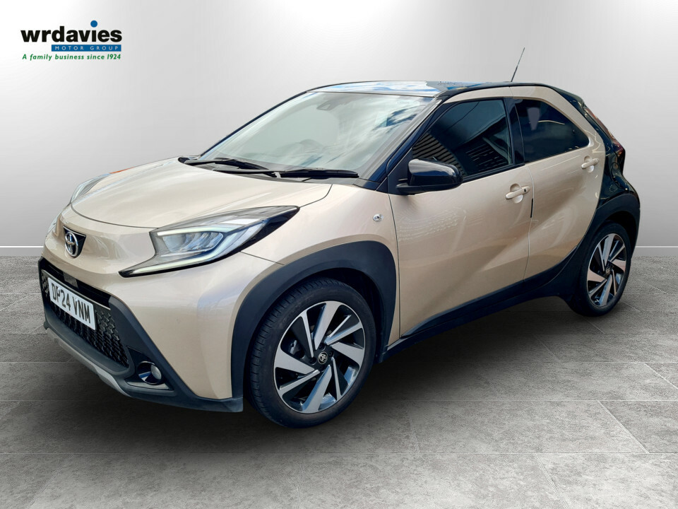 Toyota Aygo X 1.0 Vvt-i Exclusive Beige #3
