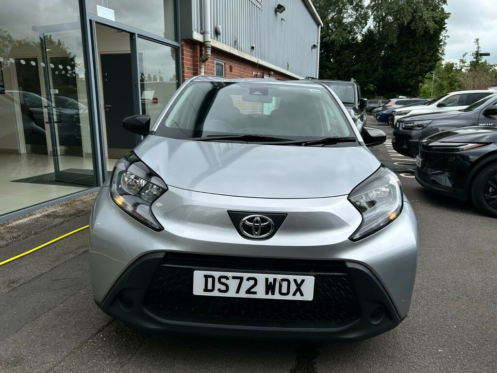 Toyota Aygo X 1.0 Vvt-i Pure DS72WOX Silver #6