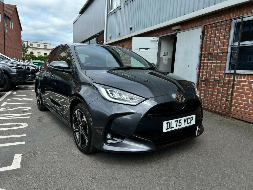 Toyota Yaris Excel #1