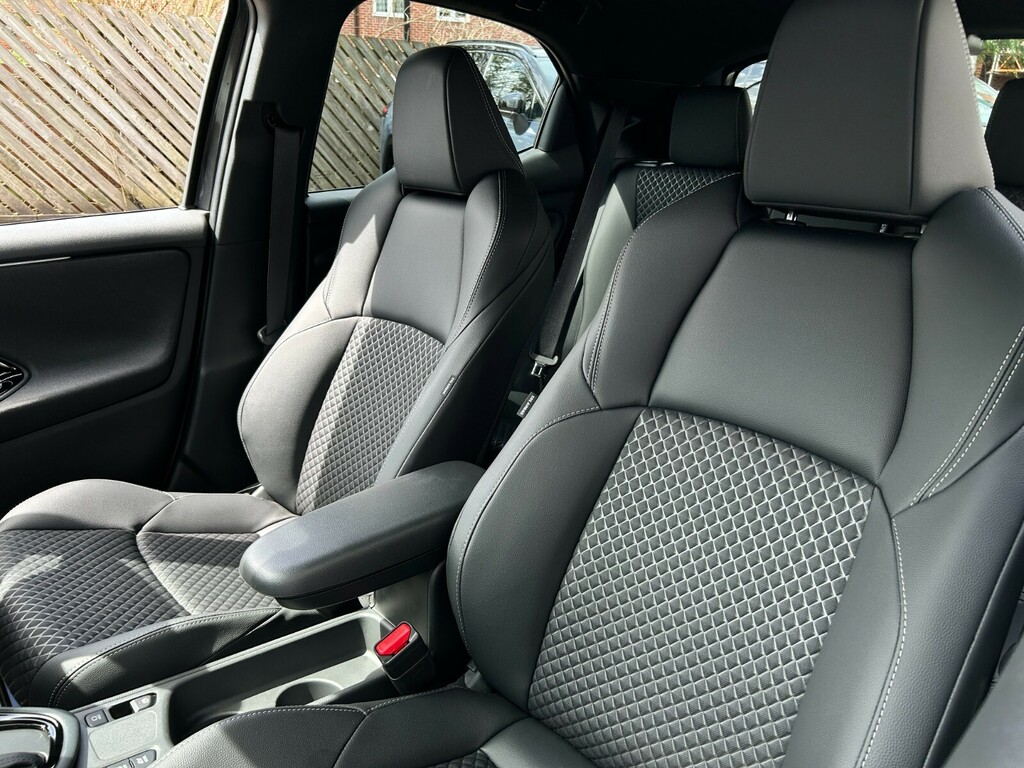 Toyota Yaris Excel #25