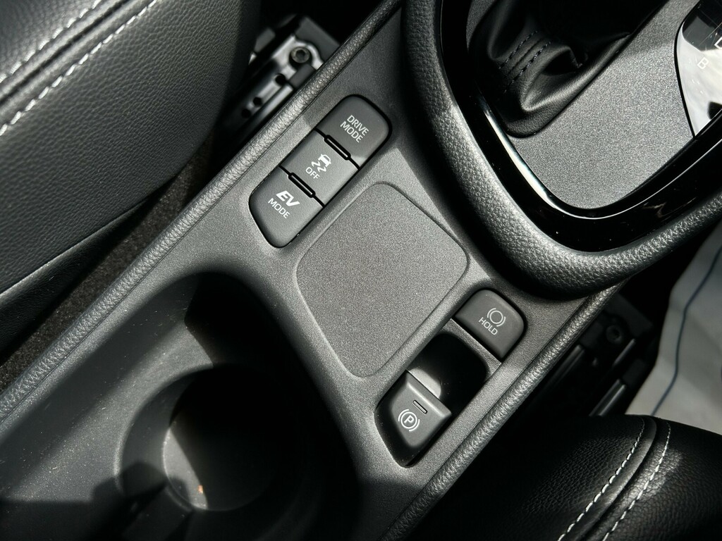 Toyota Yaris Excel #35