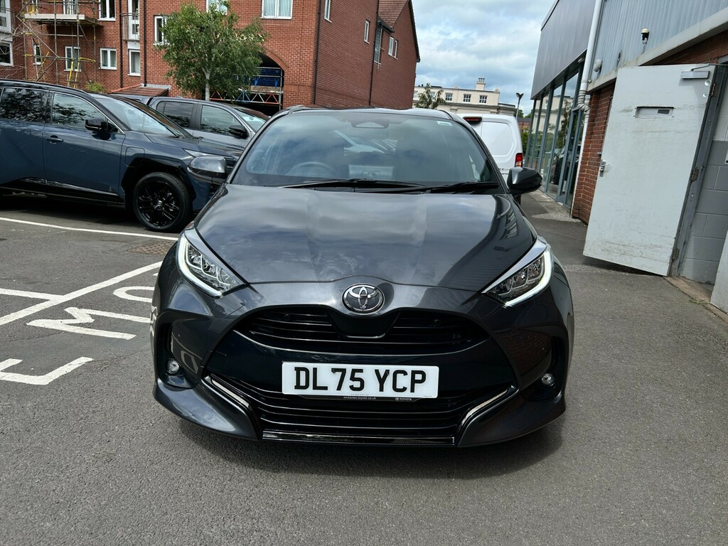 Toyota Yaris Excel #8