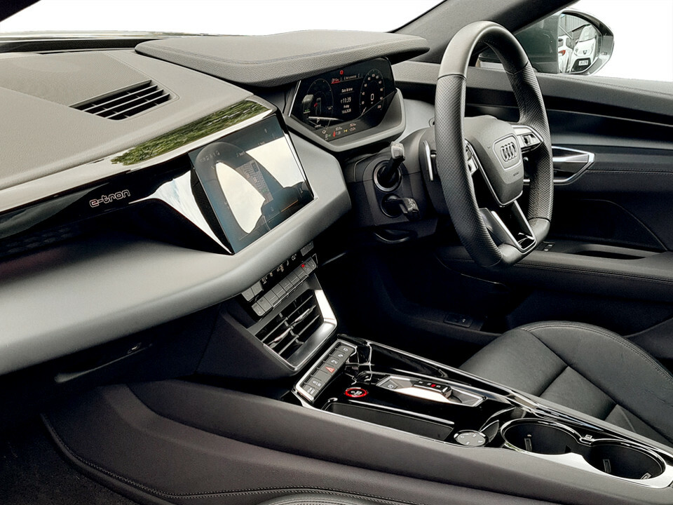 Audi E Tron GT 390Kw Quattro 93Kwh Grey #33