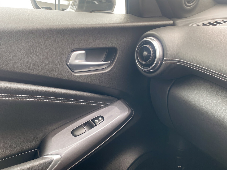 Nissan Juke Suv Red #28