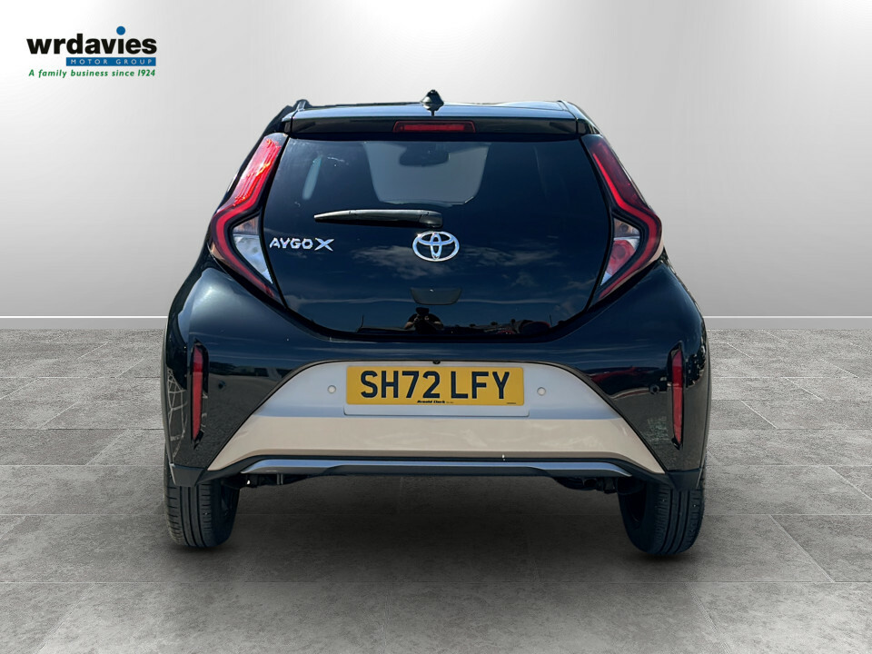 Toyota Aygo X 1.0 Vvt-i Exclusive Gold #6