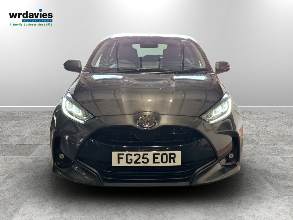 Toyota Yaris 1.5 Hybrid Design Cvt Grey #2