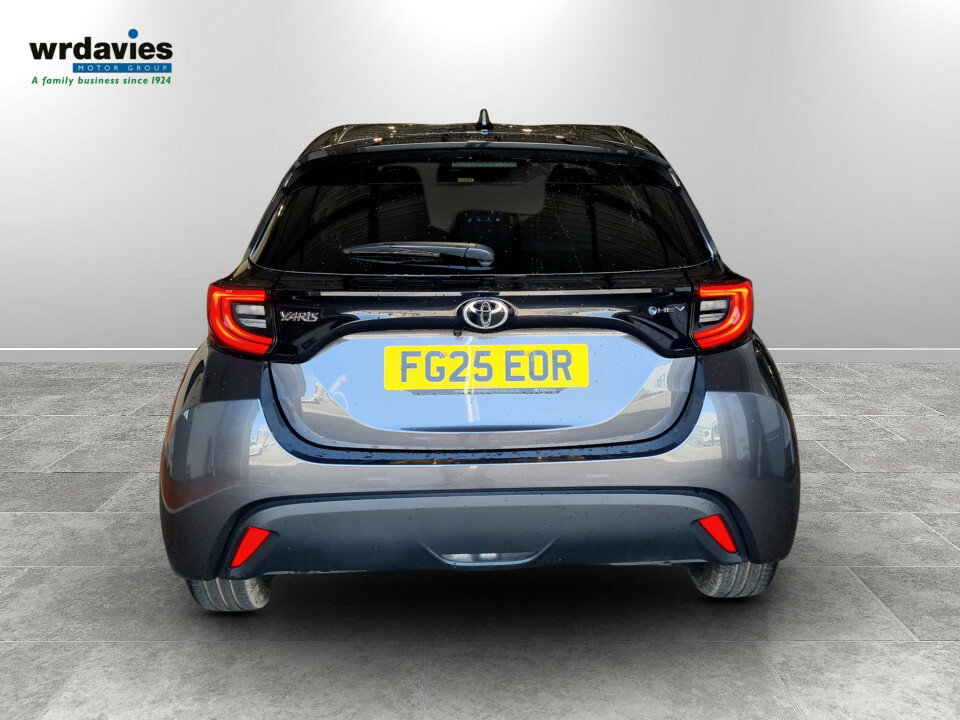 Toyota Yaris 1.5 Hybrid Design Cvt Grey #6