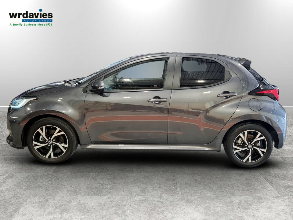 Toyota Yaris 1.5 Hybrid Design Cvt Grey #4