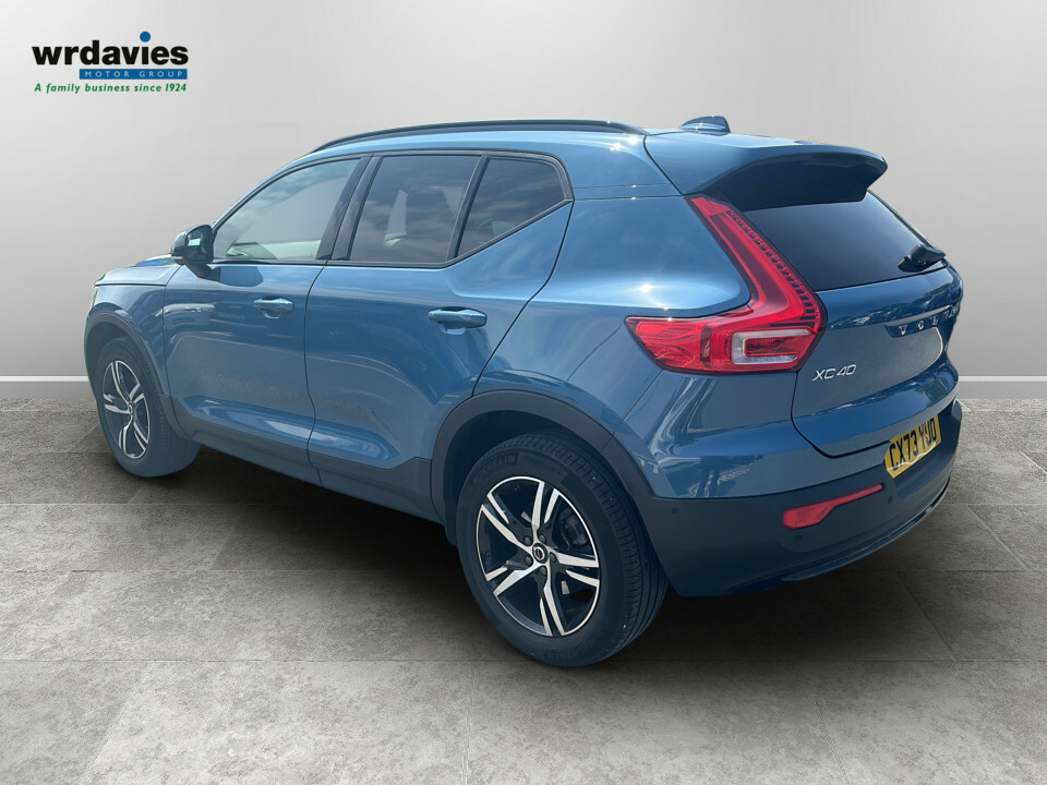 Volvo XC40 2.0 B3p Plus Dark Blue #5