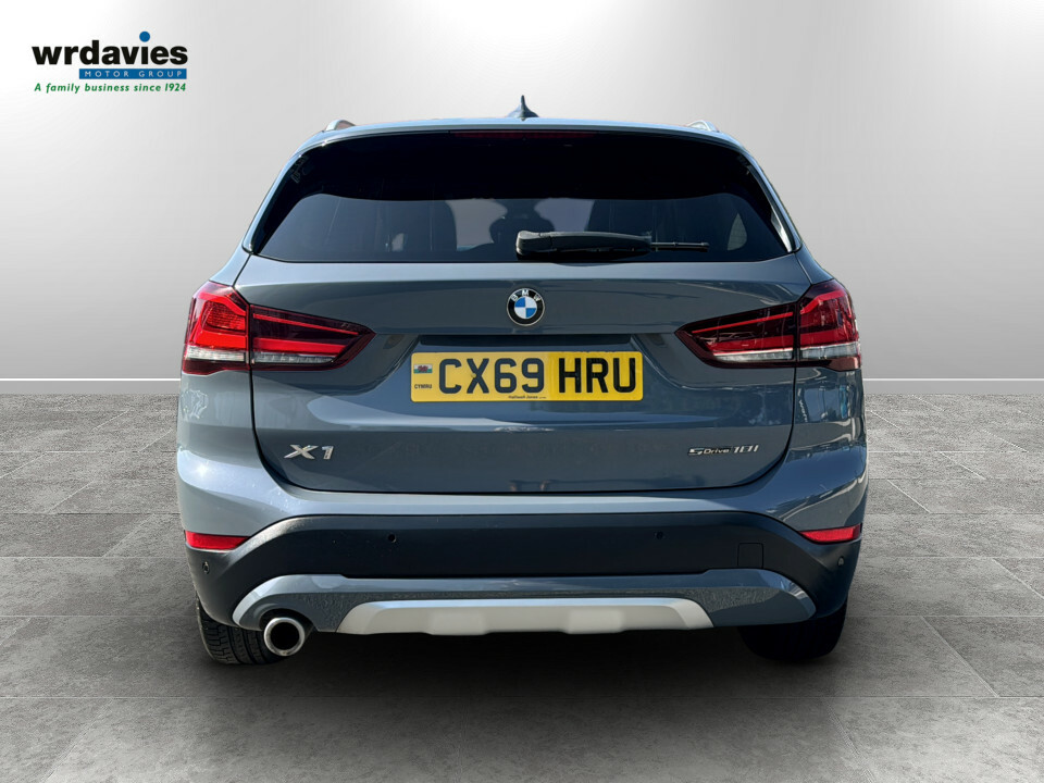 BMW X1 Sdrive 18I Xline CX69HRU Grey #6