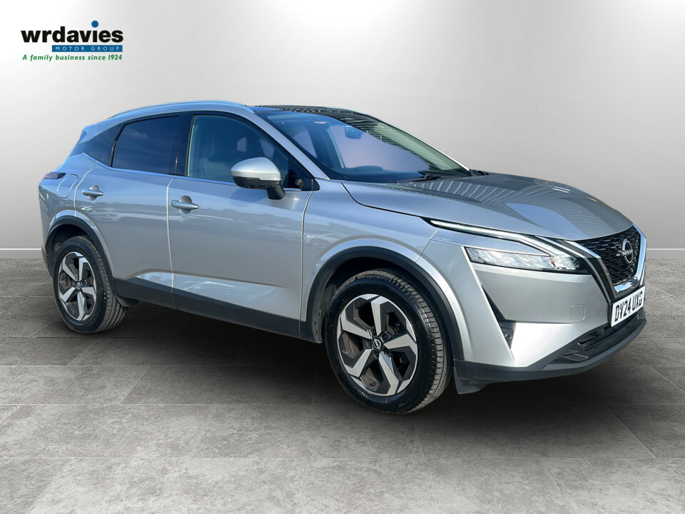 Nissan Qashqai 1.3 Dig-t Mh 158 N-connecta Xtronic Silver