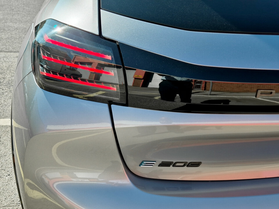 Peugeot e-208 50Kwh E-style Hatchback 7.4Kw C  #11