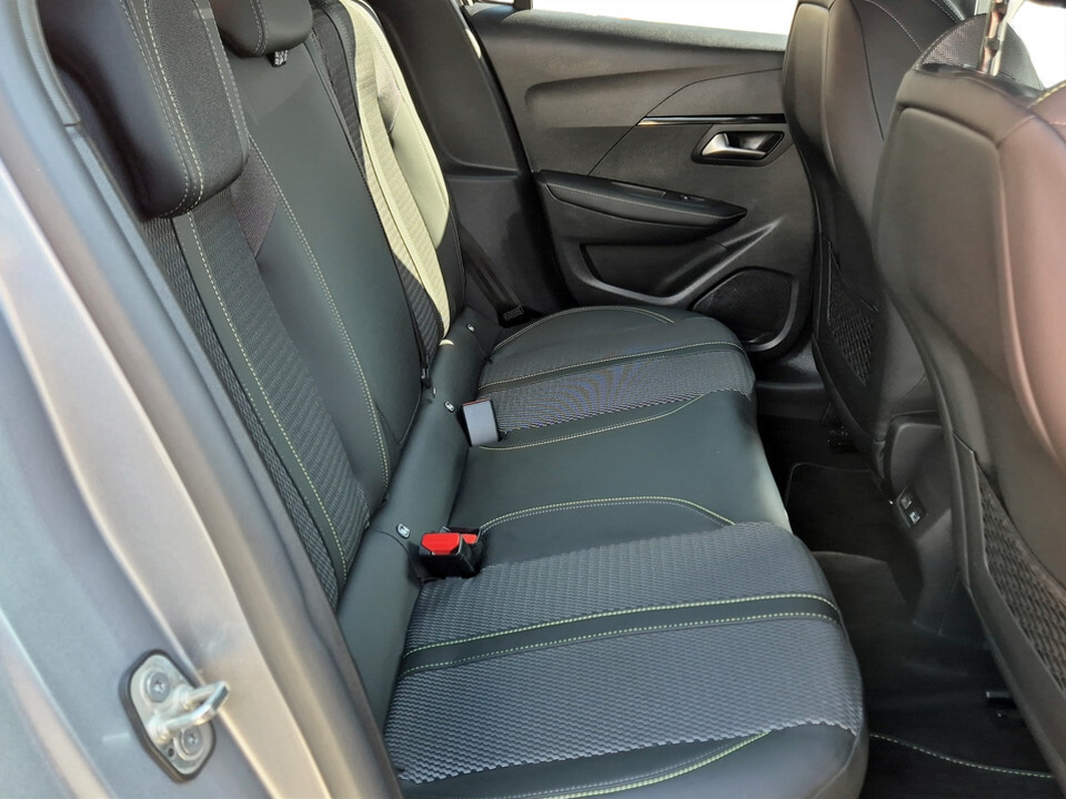 Peugeot e-208 50Kwh E-style Hatchback 7.4Kw C  #25