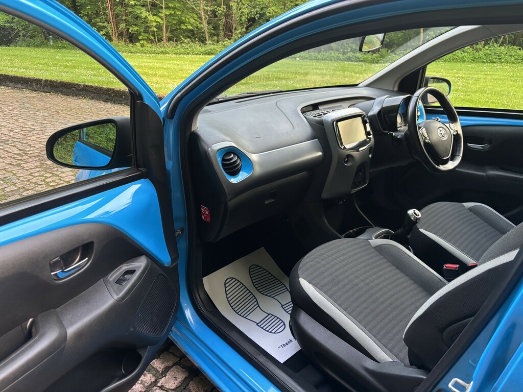 Toyota Aygo 1.0 Vvt-i X-plore RJ68PYG Blue #6