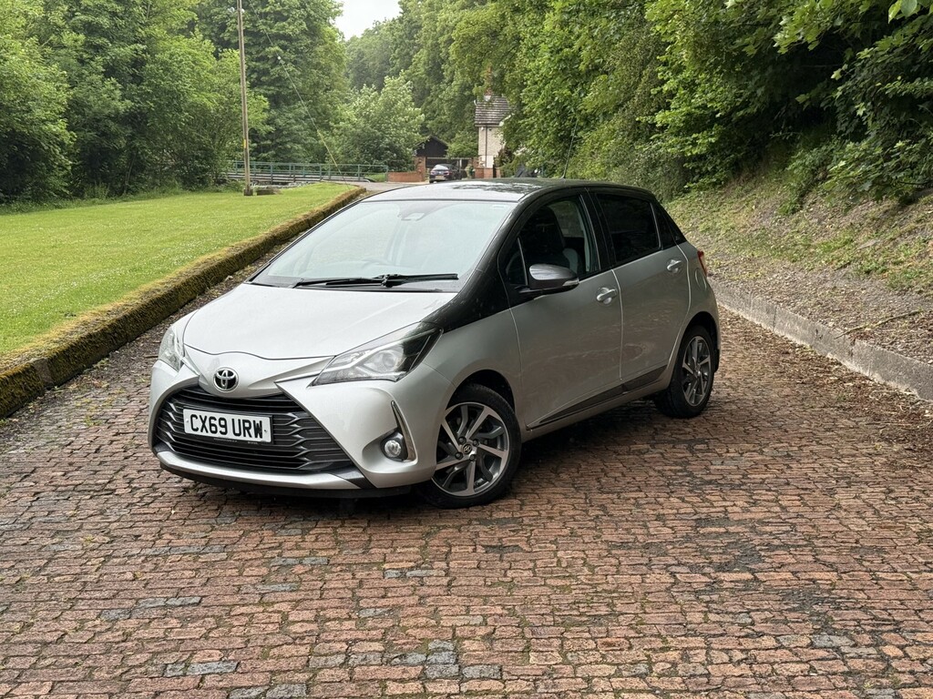 Toyota Yaris 1.5 Vvt-i Y20 Silver