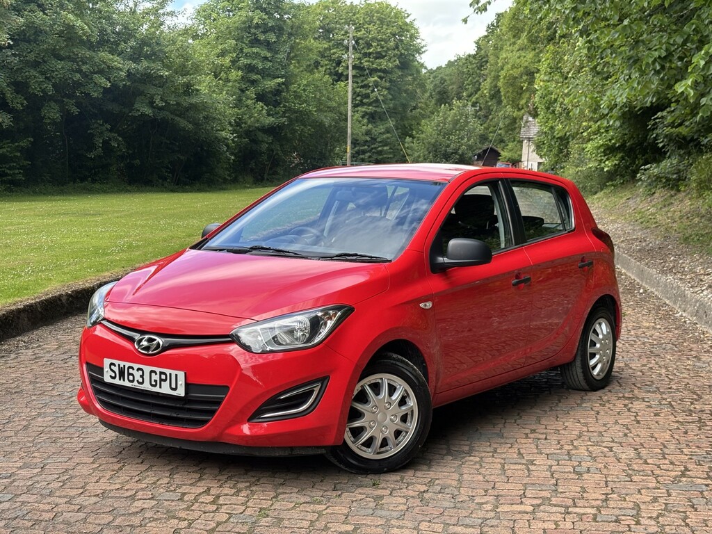 Hyundai I20 1.2 Classic Red