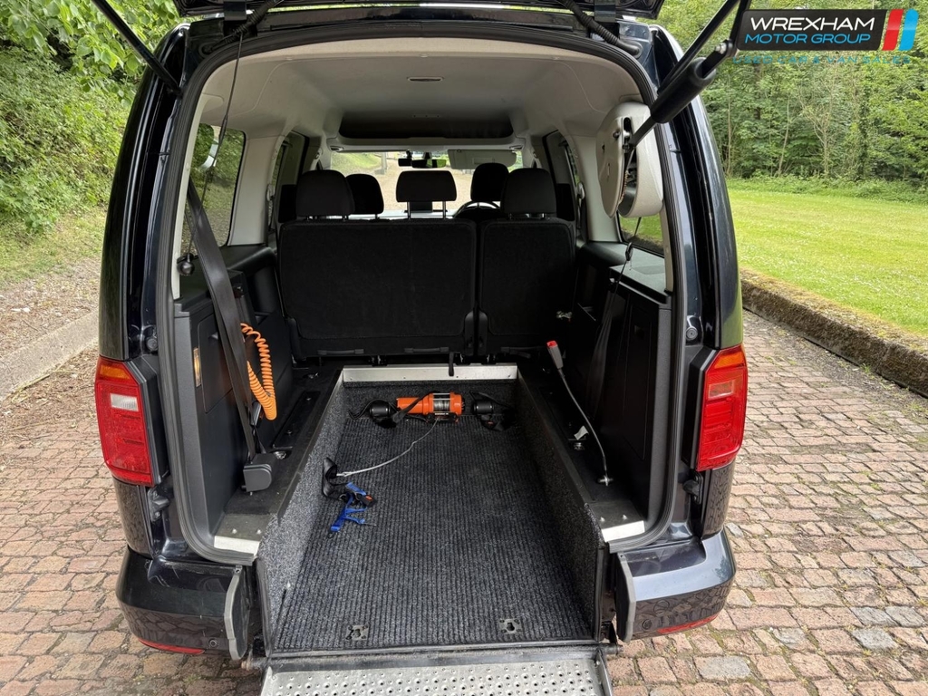 Volkswagen Caddy Maxi Life Combi Van 2.0 Tdi Bluemotion Tech Euro 6 Ss Grey #20