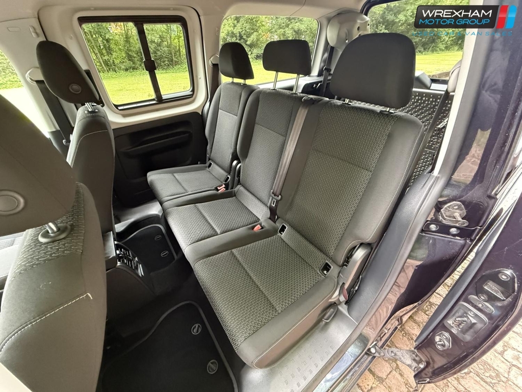 Volkswagen Caddy Maxi Life Combi Van 2.0 Tdi Bluemotion Tech Euro 6 Ss Grey #27