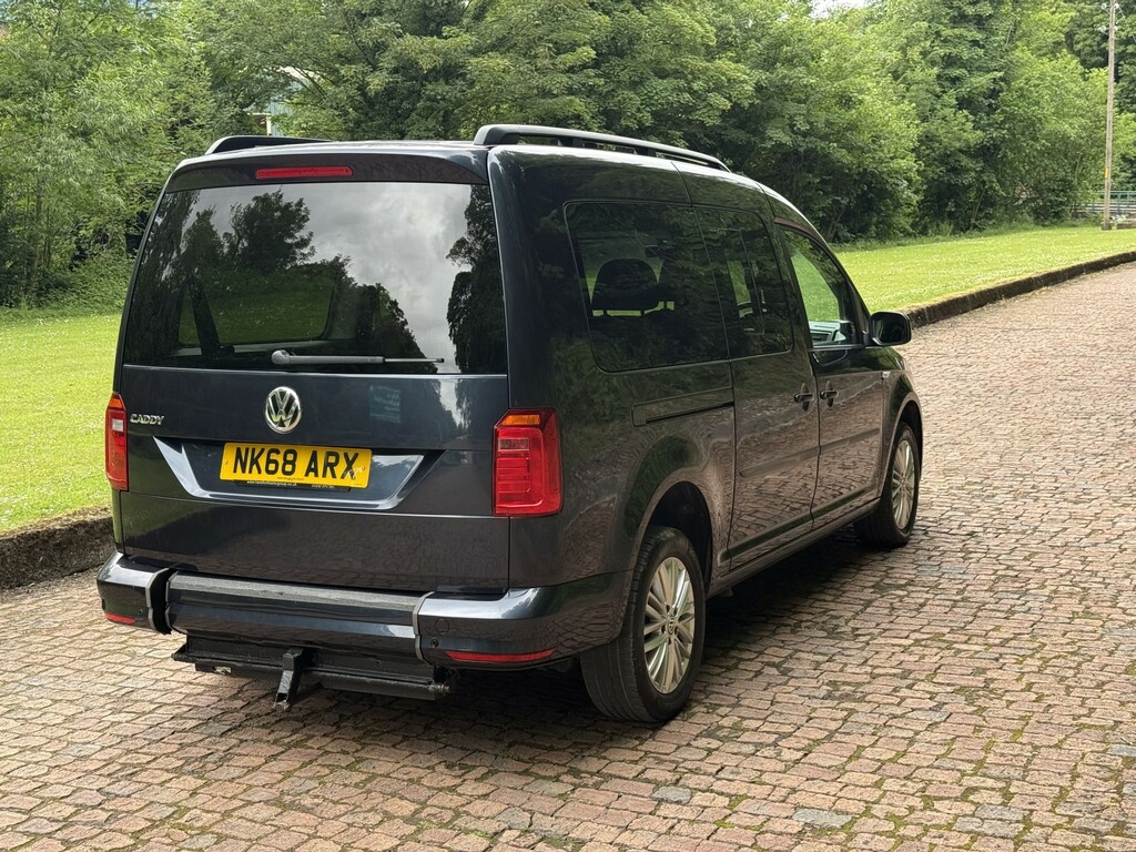 Volkswagen Caddy Maxi Life 2L Null Blue #16